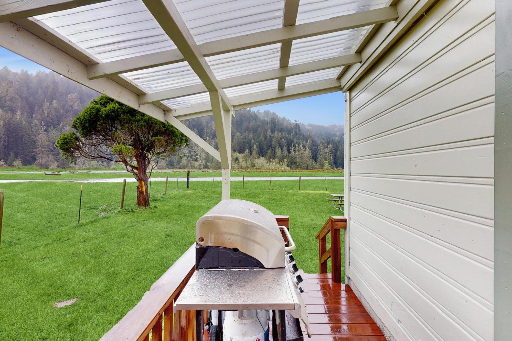 Redwood Farmhouse In The Orick Valley Bagian luar foto